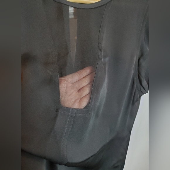 Rebecca taylor semi sheer blouse. Size 6. EUC - Picture 3 of 8